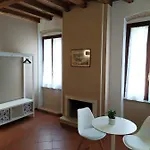 Carducci 49 3*